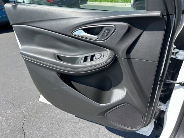 Used 2020 Buick Encore GX Select FWD image 27