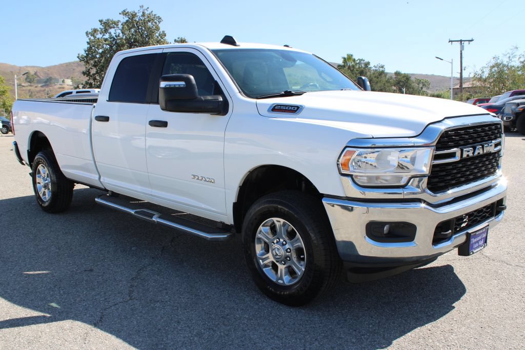 Used 2024 RAM 2500 Big Horn AWD/4WD image 3