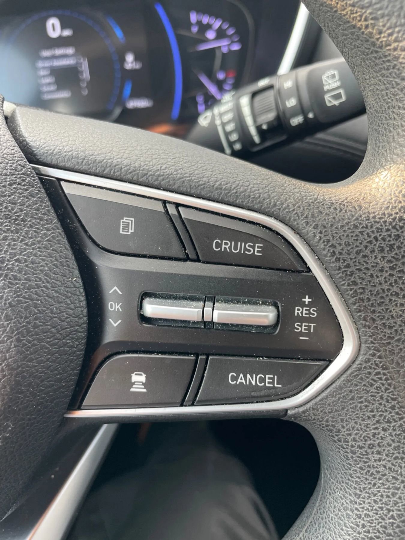 Used 2020 Hyundai Santa Fe SEL image 19