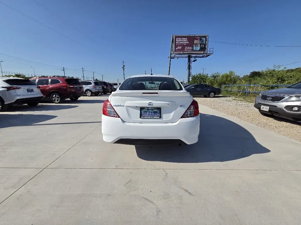 Used 2019 Nissan Versa SV FWD image 6