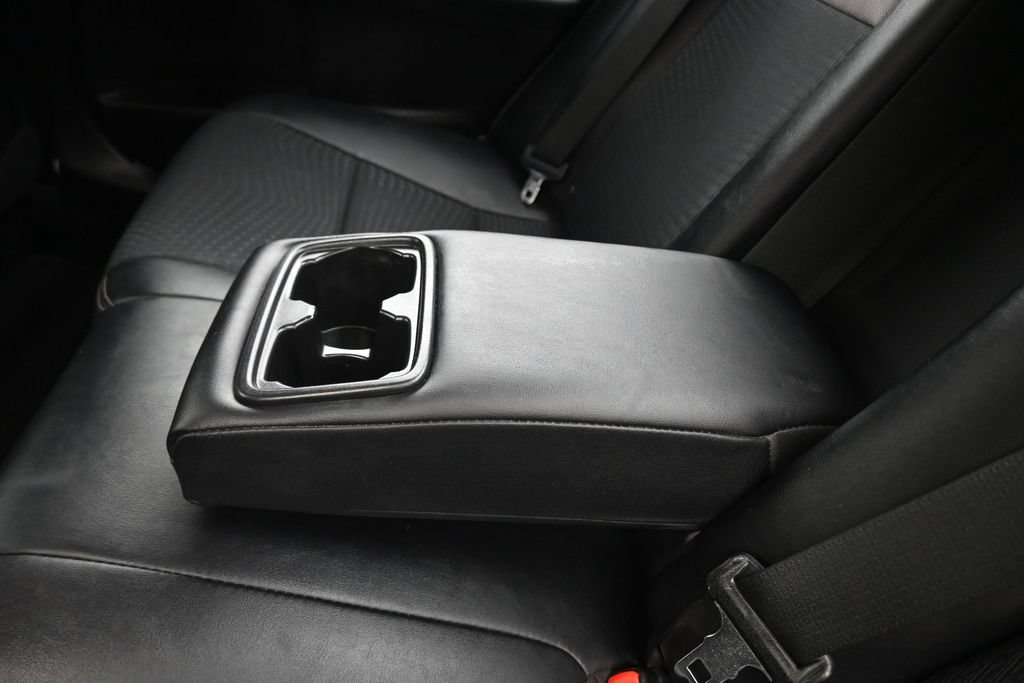 Used 2012 Toyota Camry SE FWD image 30
