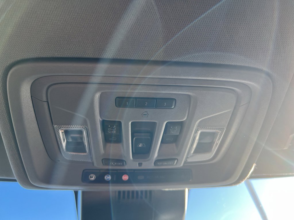 Used 2023 GMC Sierra 1500 SLT w/ SLT Premium Package image 38