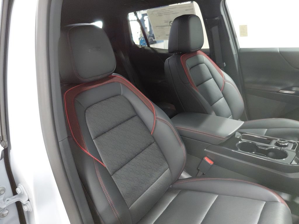 New 2027 Chevrolet Equinox RS AWD/4WD image 22