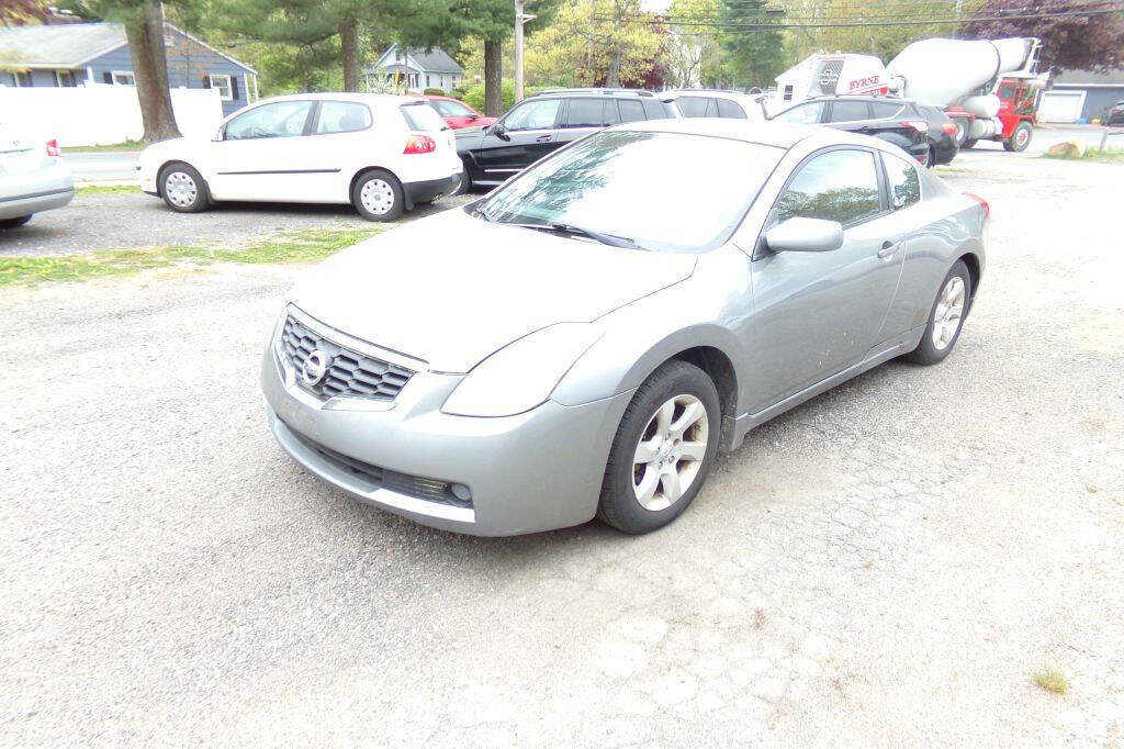 Used 2009 Nissan Altima 2.5 S w/ Convenience Pkg FWD image 1