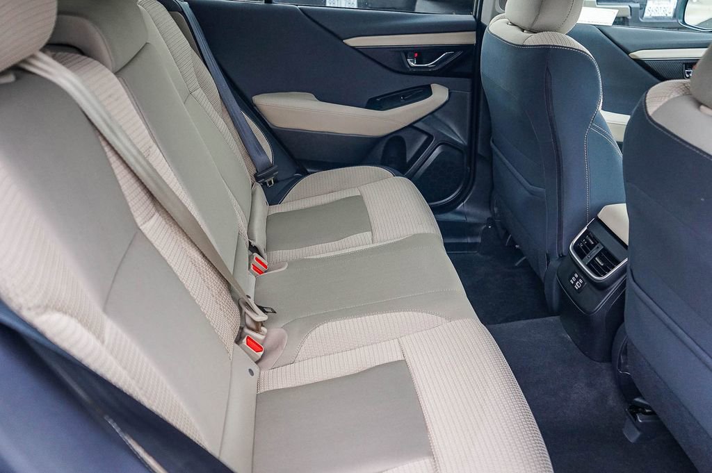 Used 2025 Subaru Outback Premium image 20