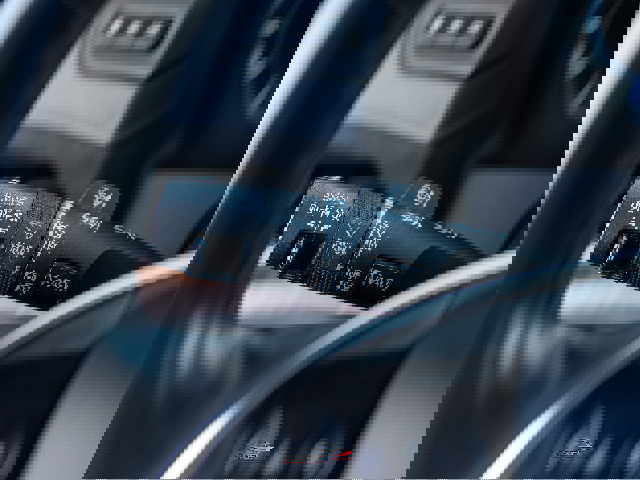 Used 2020 Cadillac Escalade ESV Premium Luxury image 29