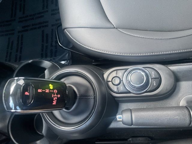 Certified 2023 MINI Cooper 4-Door Hardtop image 22