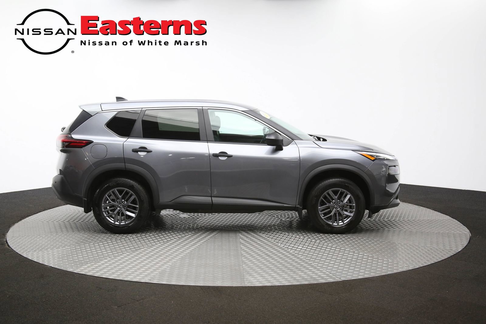 Used 2023 Nissan Rogue S image 46