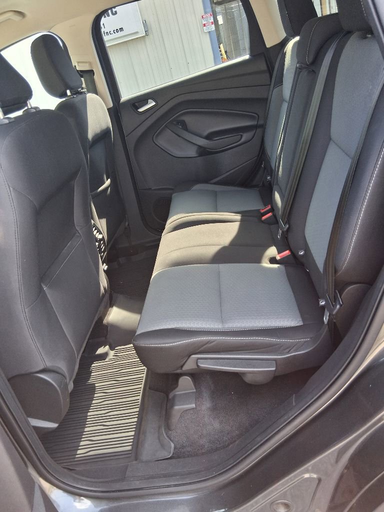 Used 2018 Ford Escape SE image 7