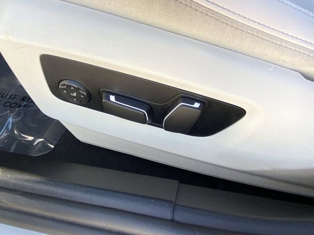 Certified 2025 BMW i5 eDrive40i w/ Premium Package image 21