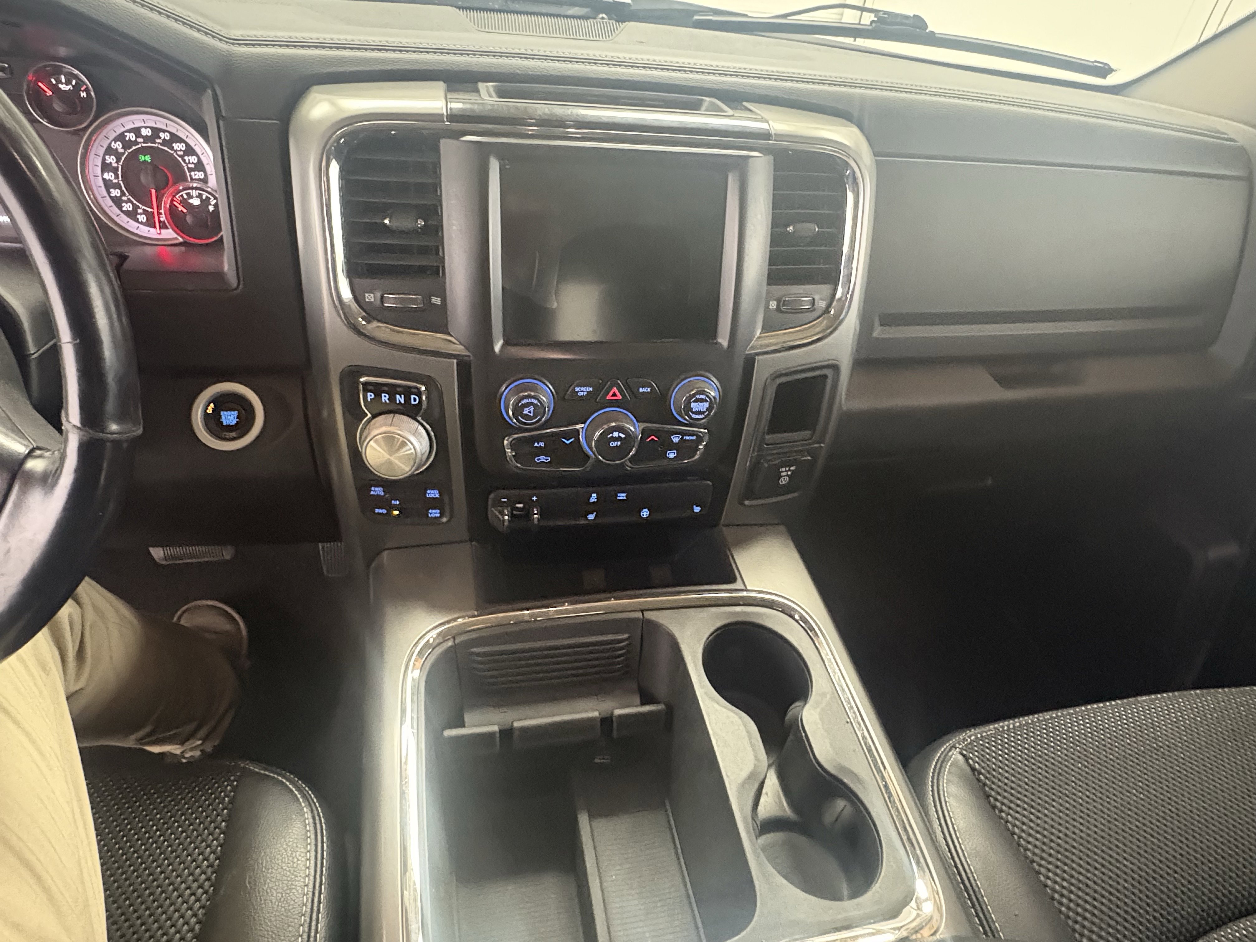 Used 2018 RAM 1500 Sport w/ Comfort Group image 27