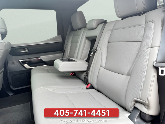 Used 2025 Toyota Tundra Limited AWD/4WD image 29