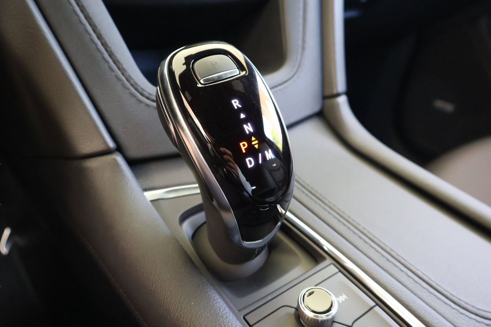 Used 2024 Cadillac XT6 Luxury FWD image 27