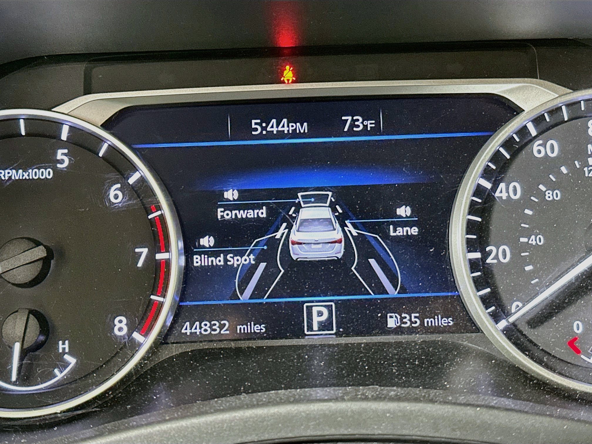 Used 2025 Nissan Sentra SR FWD image 19