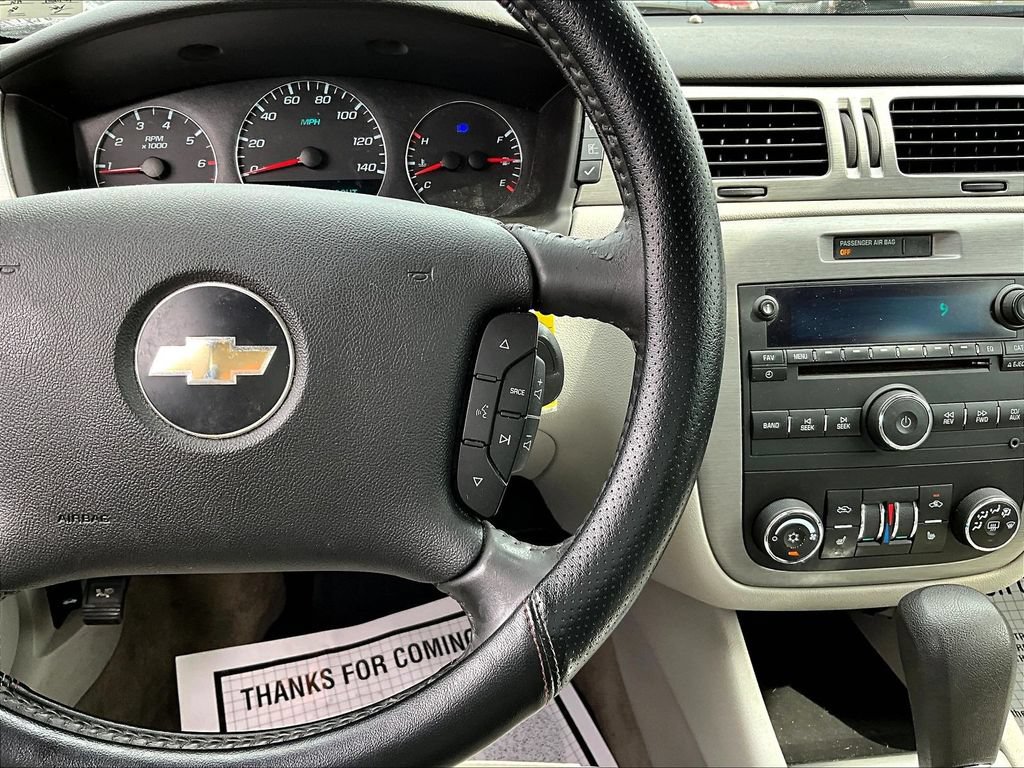 Used 2008 Chevrolet Impala LT w/ Luxury Edition Package FWD image 11