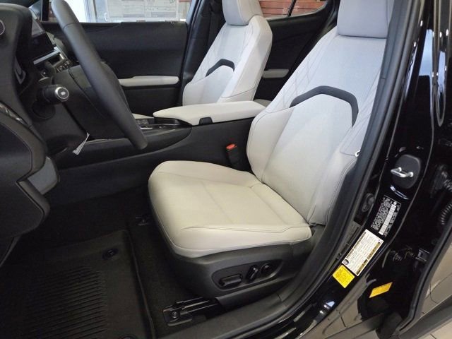 New 2025 Lexus UX 300h AWD image 6