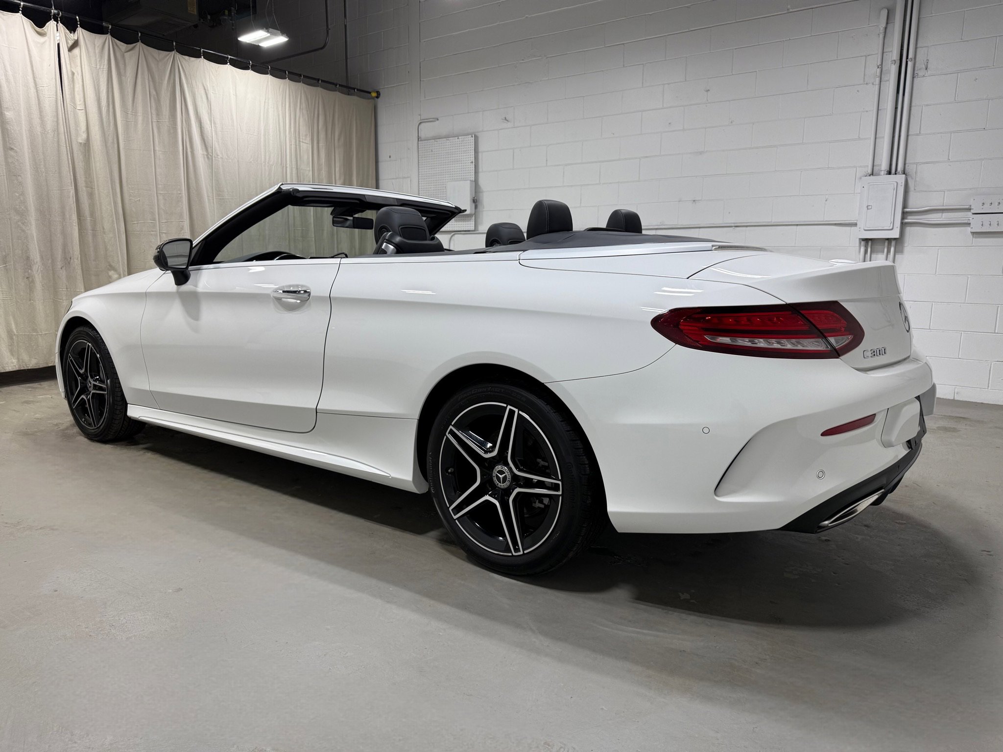 Used 2020 Mercedes-Benz C 300 4MATIC Cabriolet image 4