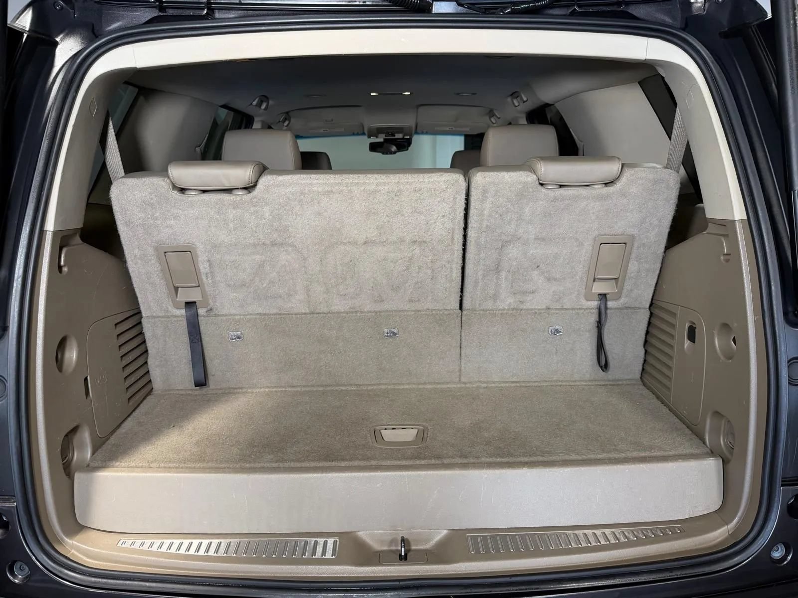 Used 2016 Chevrolet Tahoe LT w/ Max Trailering Package RWD image 14
