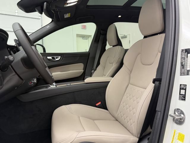 New 2026 Volvo XC60 B5 Core AWD/4WD image 12