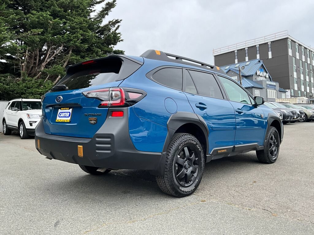 Certified 2025 Subaru Outback Wilderness AWD/4WD image 9
