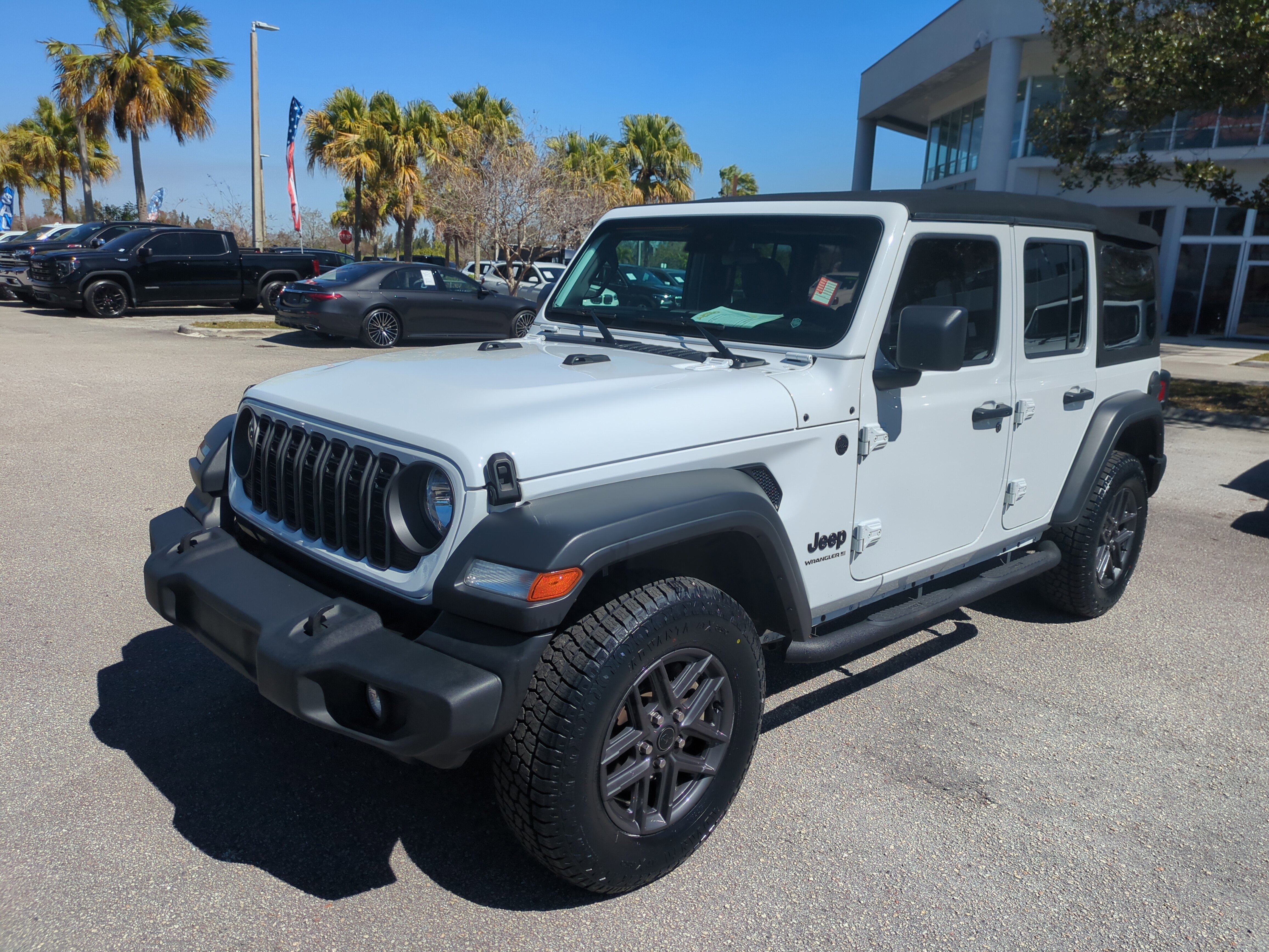 Certified 2024 Jeep Wrangler Sport S image 9
