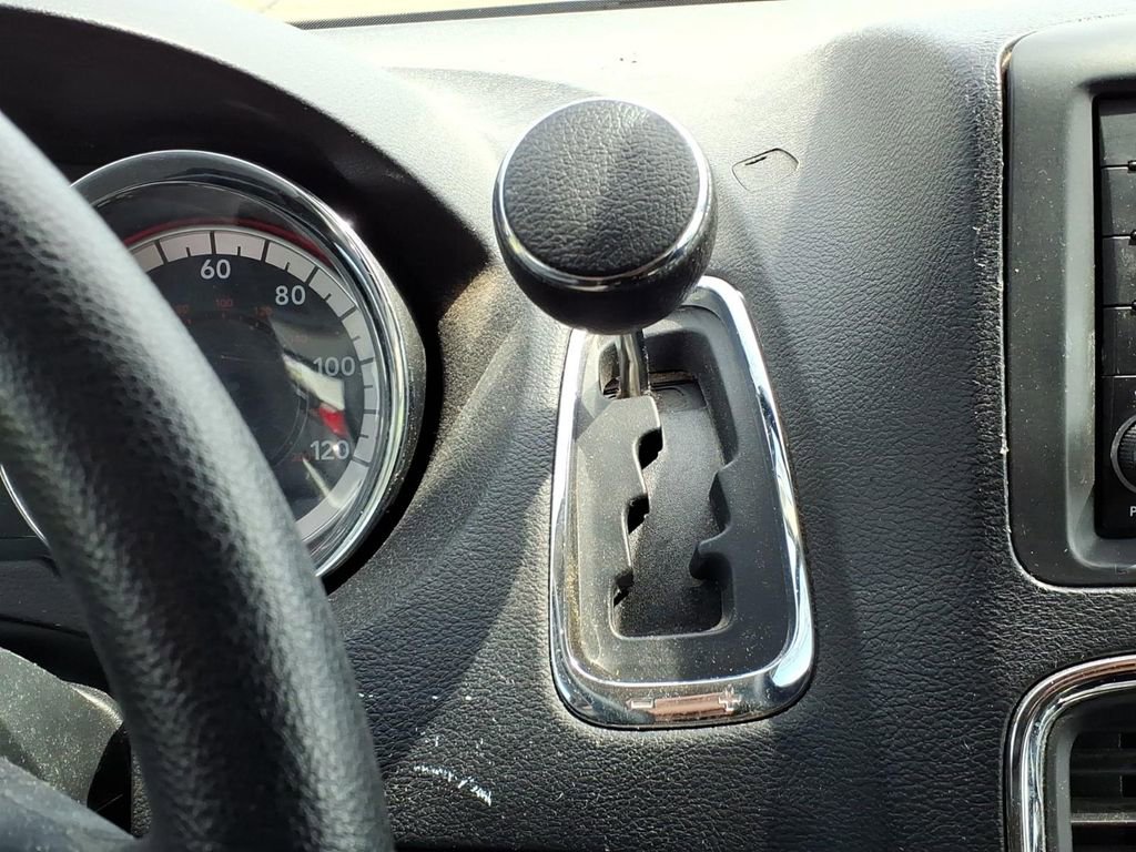 Used 2016 Dodge Grand Caravan SE w/ Quick Order Package 29E SE FWD image 21