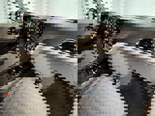 Used 2021 Chrysler Pacifica Touring image 28