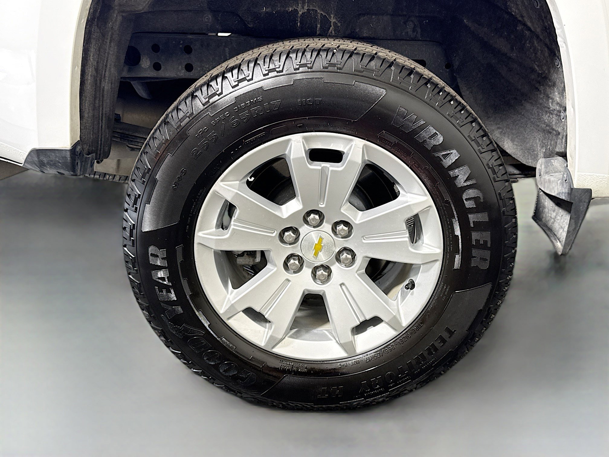 Used 2022 Chevrolet Colorado LT w/ Fleet Safety Package RWD image 32