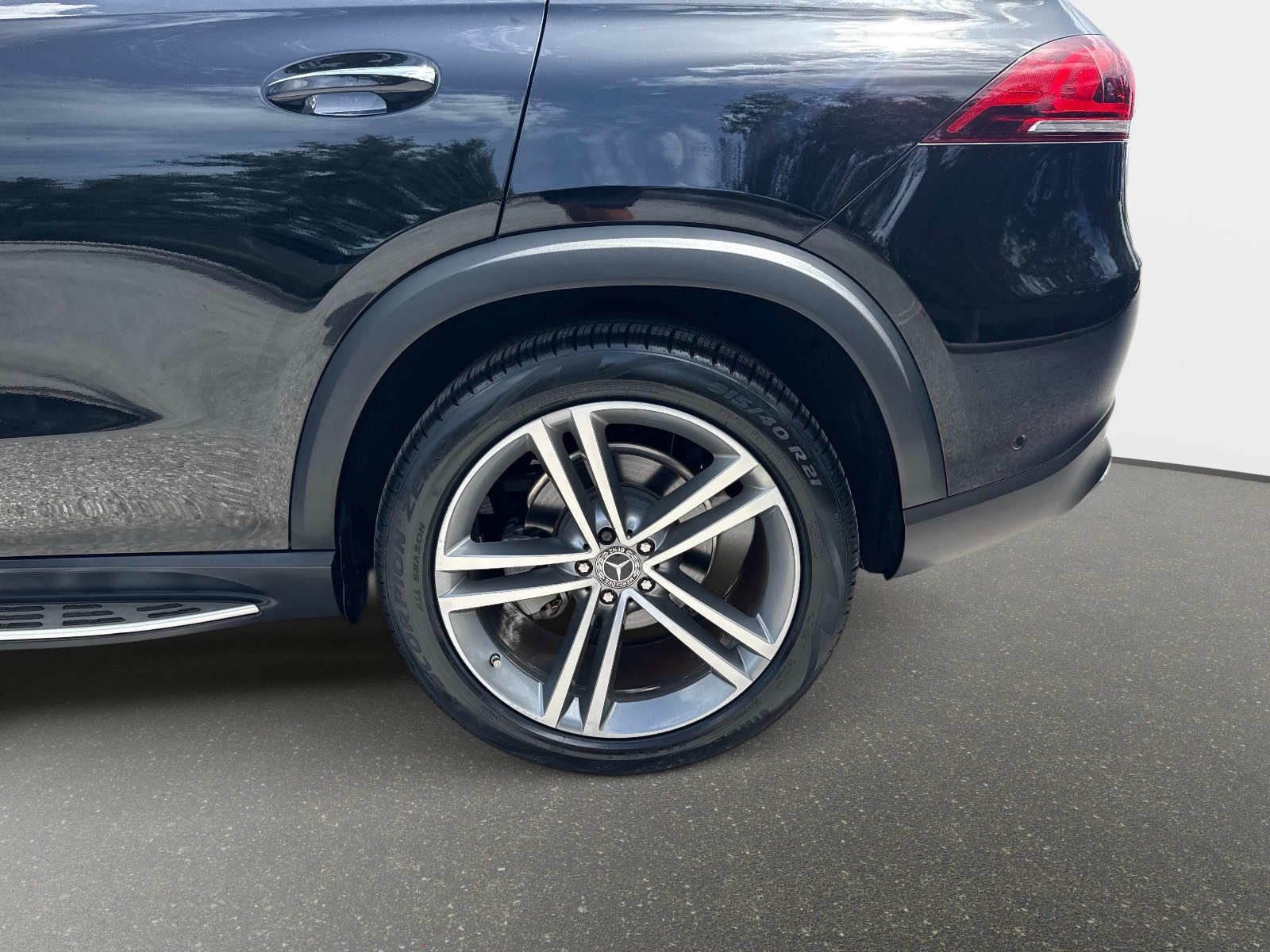Used 2022 Mercedes-Benz GLE 350 image 10