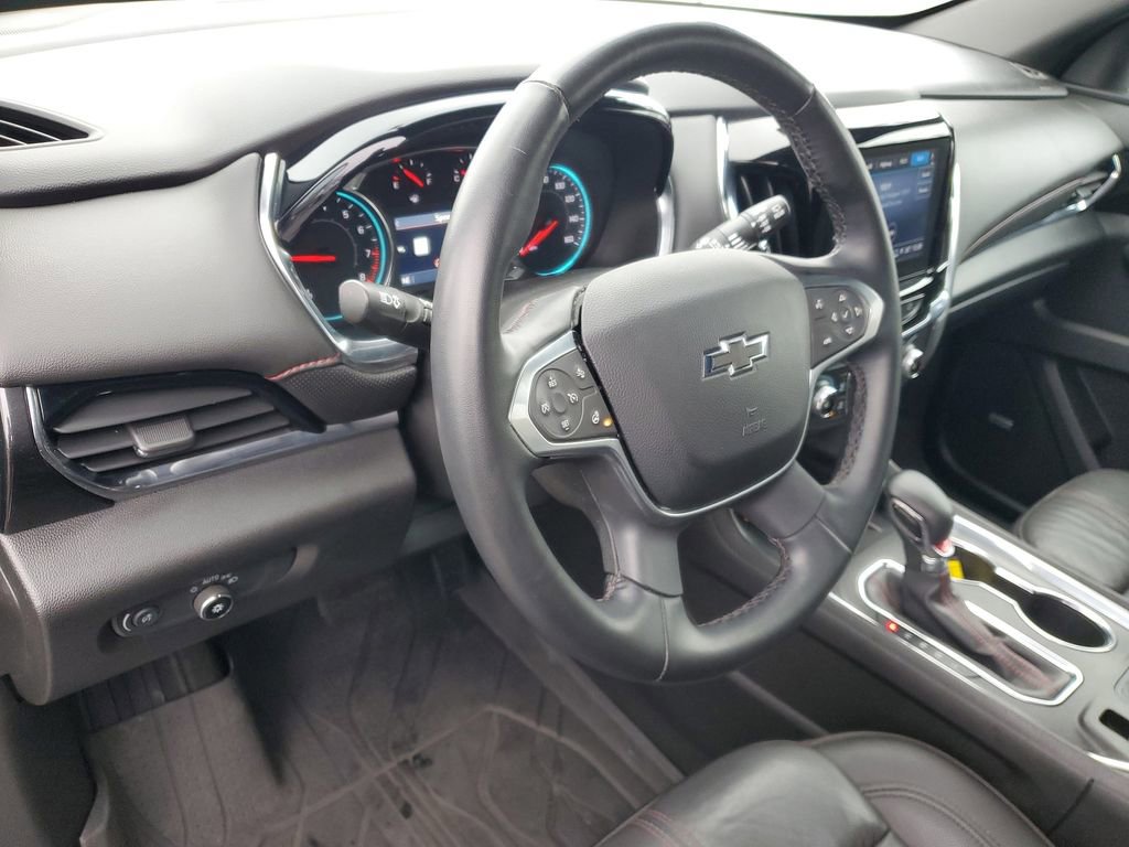 Used 2023 Chevrolet Traverse RS w/ LPO, Floor Liner Package image 8