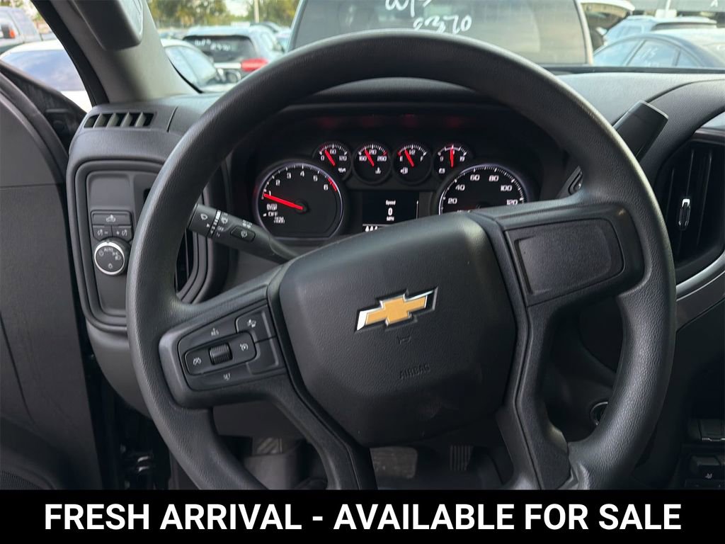 Used 2024 Chevrolet Silverado 1500 Custom image 13