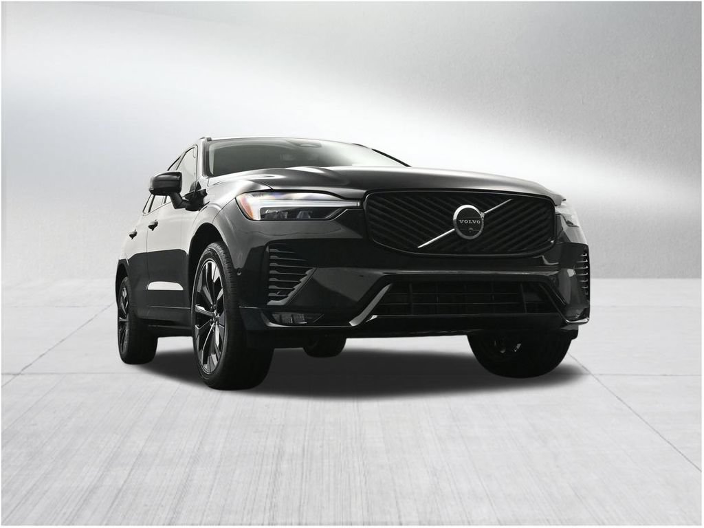 New 2026 Volvo XC60 B5 Plus AWD/4WD image 28