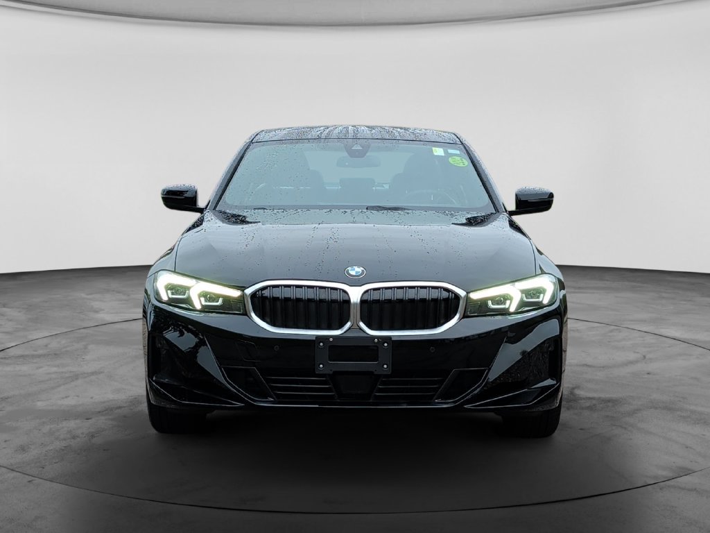 Used 2026 BMW 330i xDrive Sedan AWD/4WD image 2
