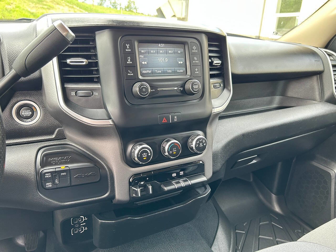 Used 2019 RAM 3500 Big Horn image 23
