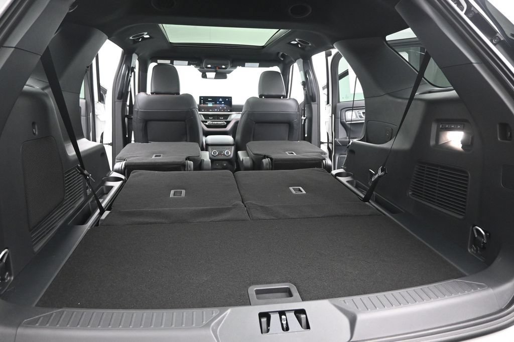 New 2026 Ford Explorer ST w/ Sun And Sound Package AWD/4WD image 22