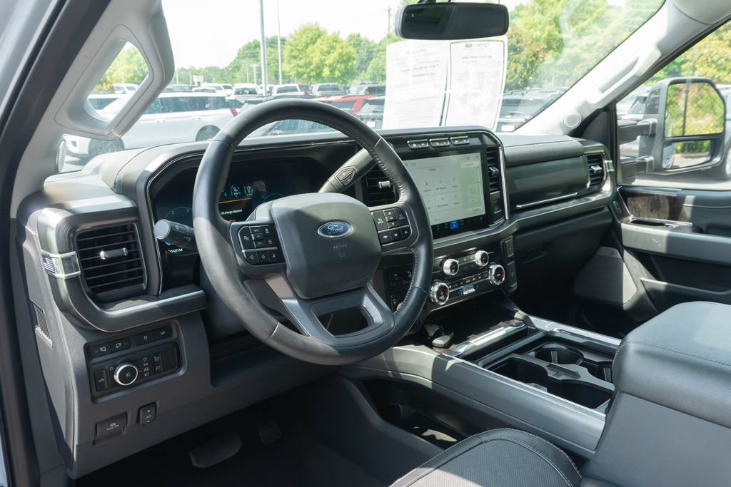 Used 2024 Ford F250 Lariat w/ Lariat Ultimate Package AWD/4WD image 6