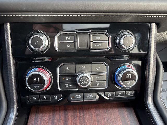Used 2024 GMC Yukon Denali Ultimate image 18