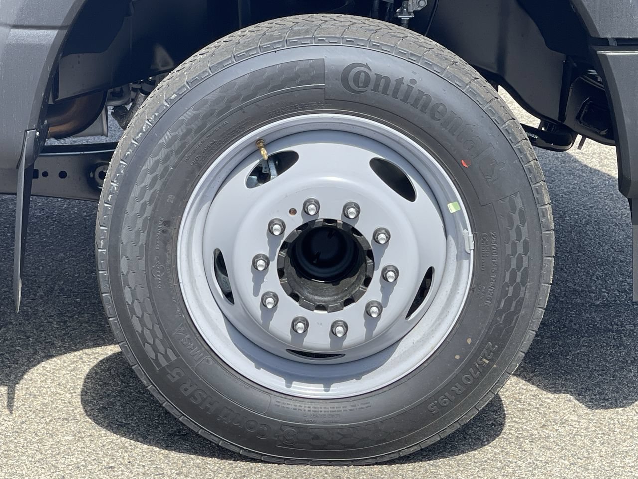 New 2026 Ford F550 2WD Regular Cab Super Duty image 10