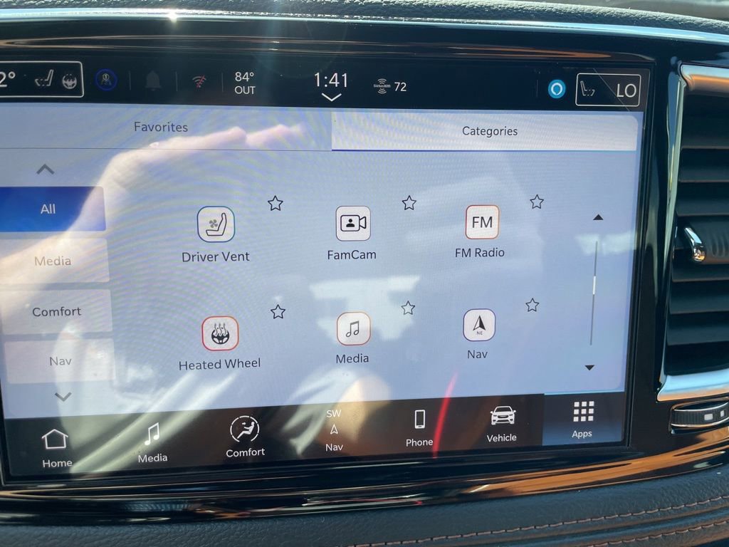 New 2026 Chrysler Pacifica Pinnacle image 40