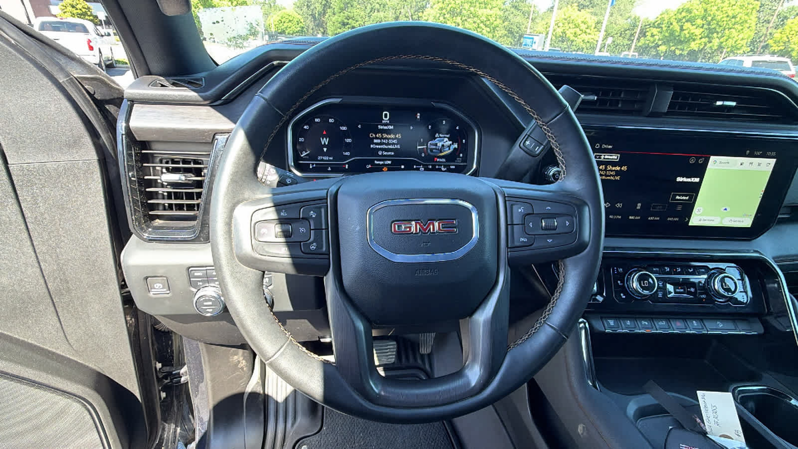 Used 2024 GMC Sierra 2500 AT4 w/ AT4 Premium Plus Package AWD/4WD image 15