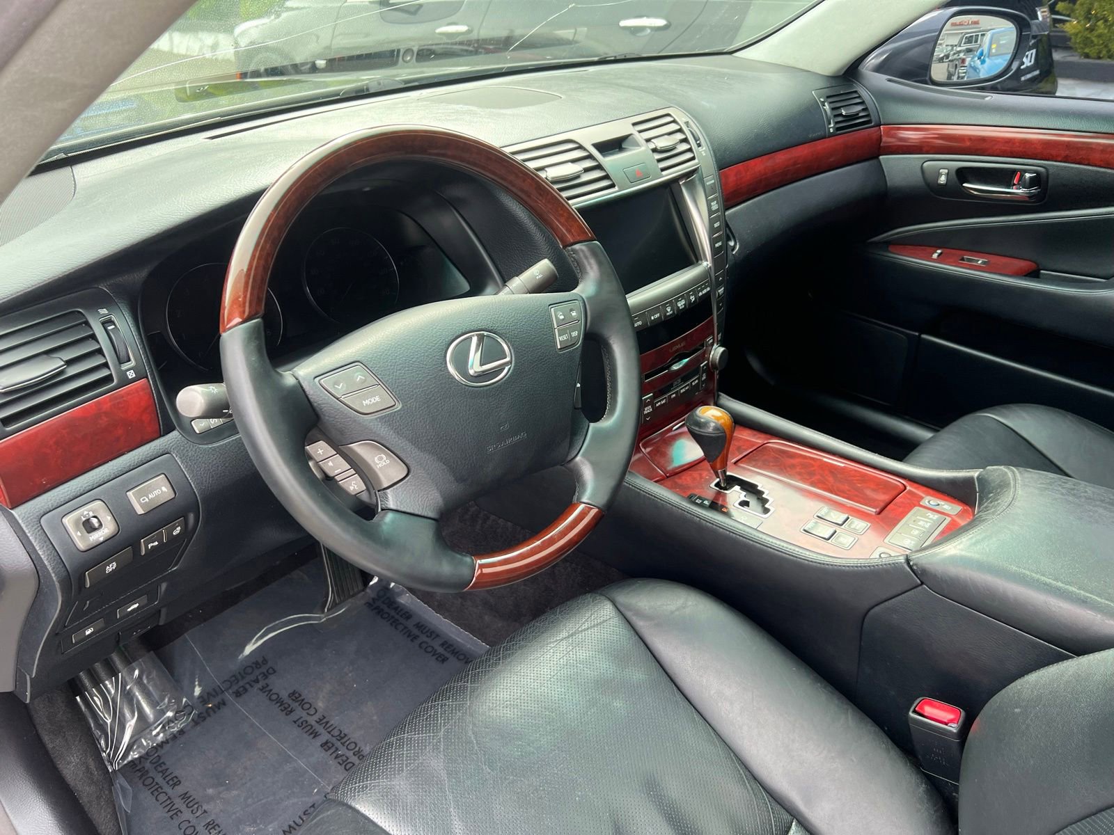 Used 2007 Lexus LS 460 L RWD image 16