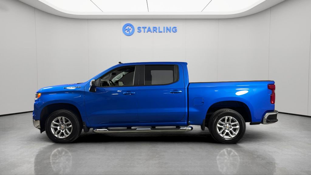 Used 2025 Chevrolet Silverado 1500 LT image 3