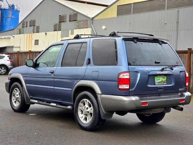 Used 2001 Nissan Pathfinder SE image 5