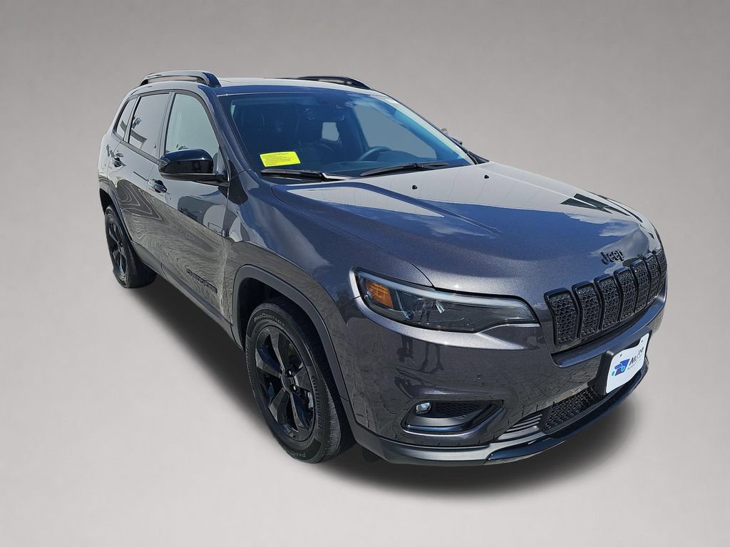 Used 2023 Jeep Cherokee Altitude Lux w/ Lux Elite Package