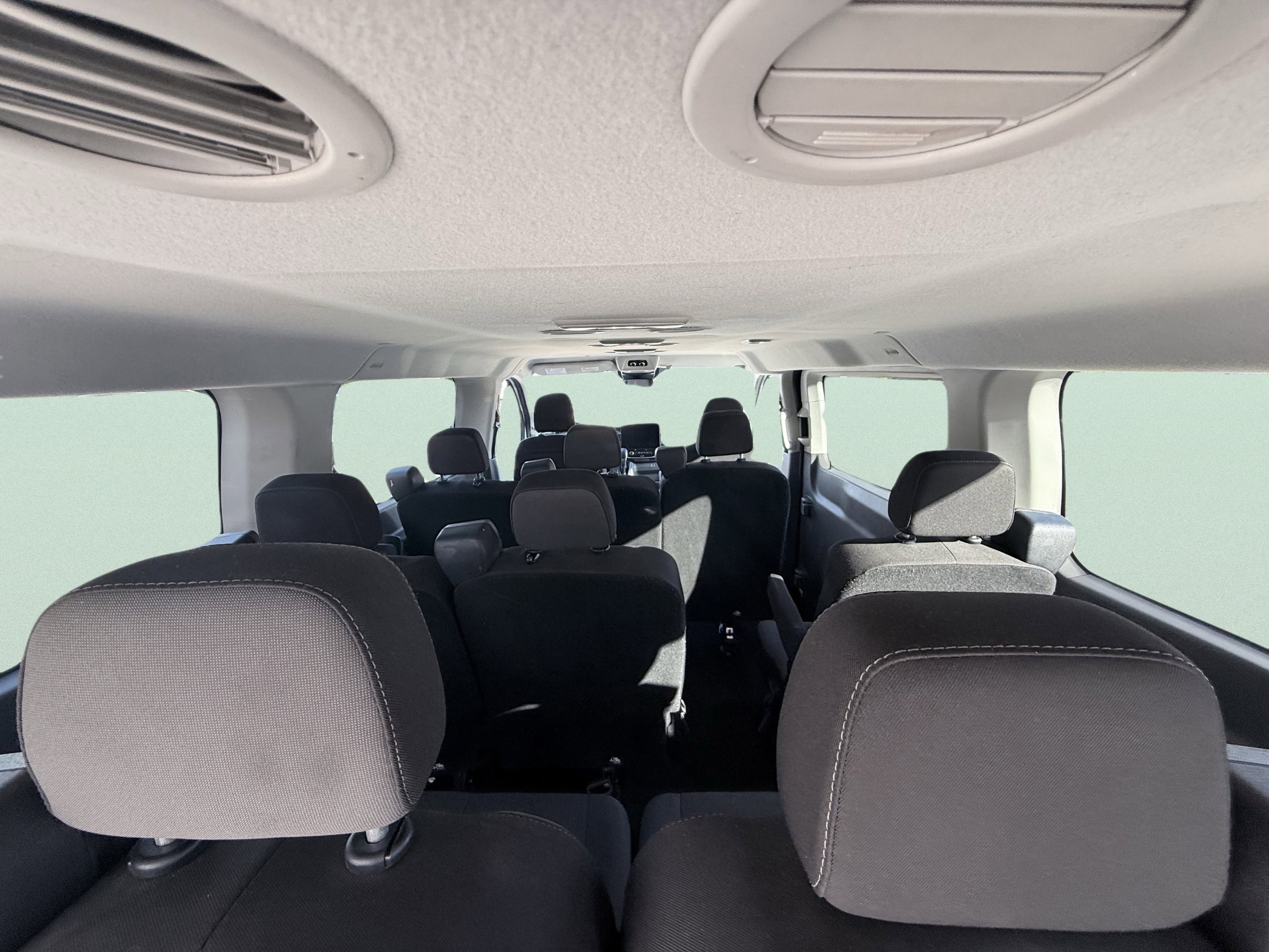 Used 2023 Ford Transit 350 XLT image 11