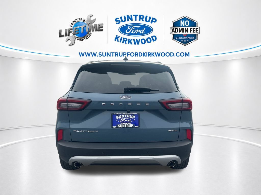 Used 2023 Ford Escape Platinum w/ Premium Technology Package AWD/4WD image 4