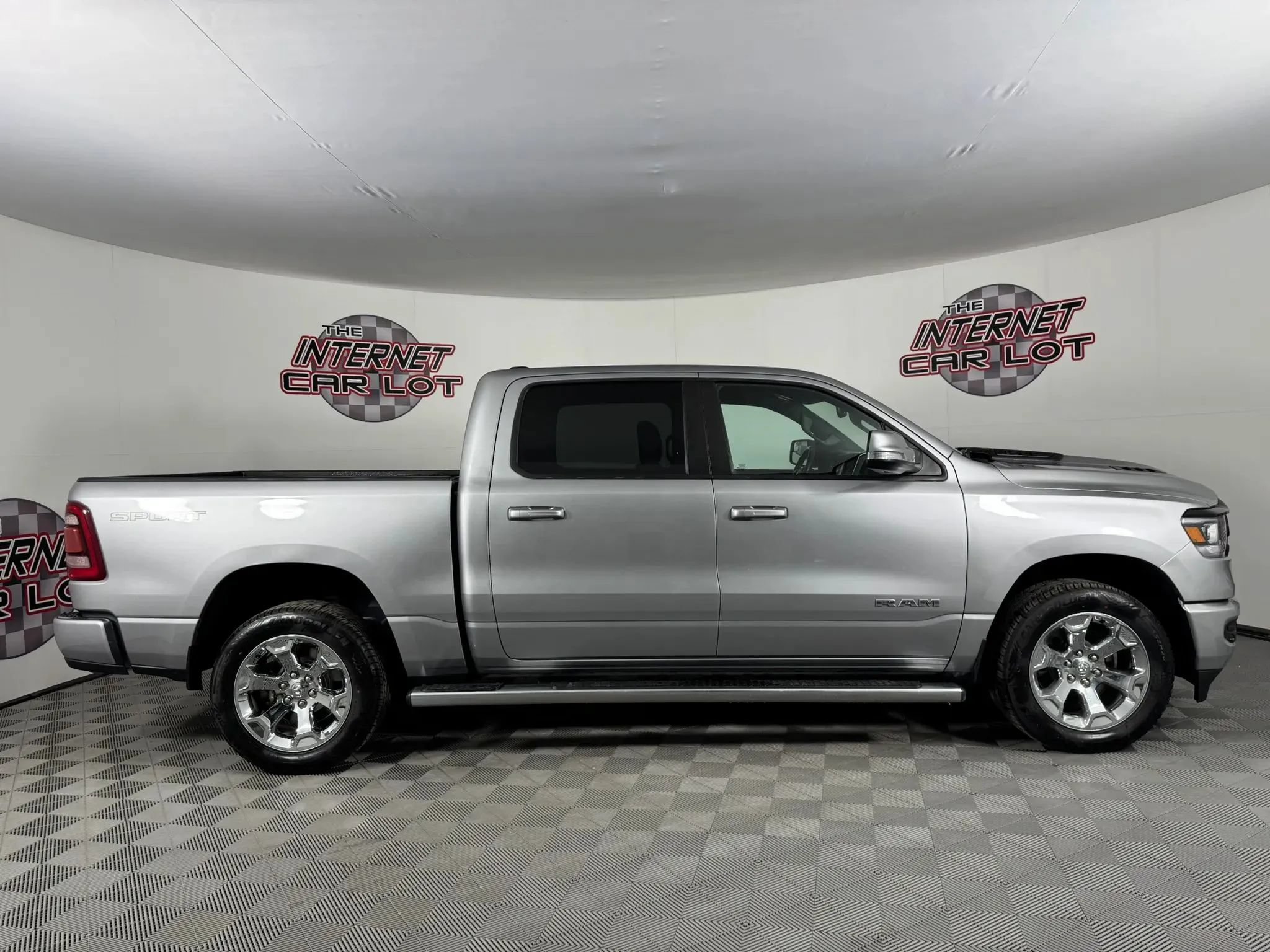 Used 2020 RAM 1500 Big Horn AWD/4WD image 8