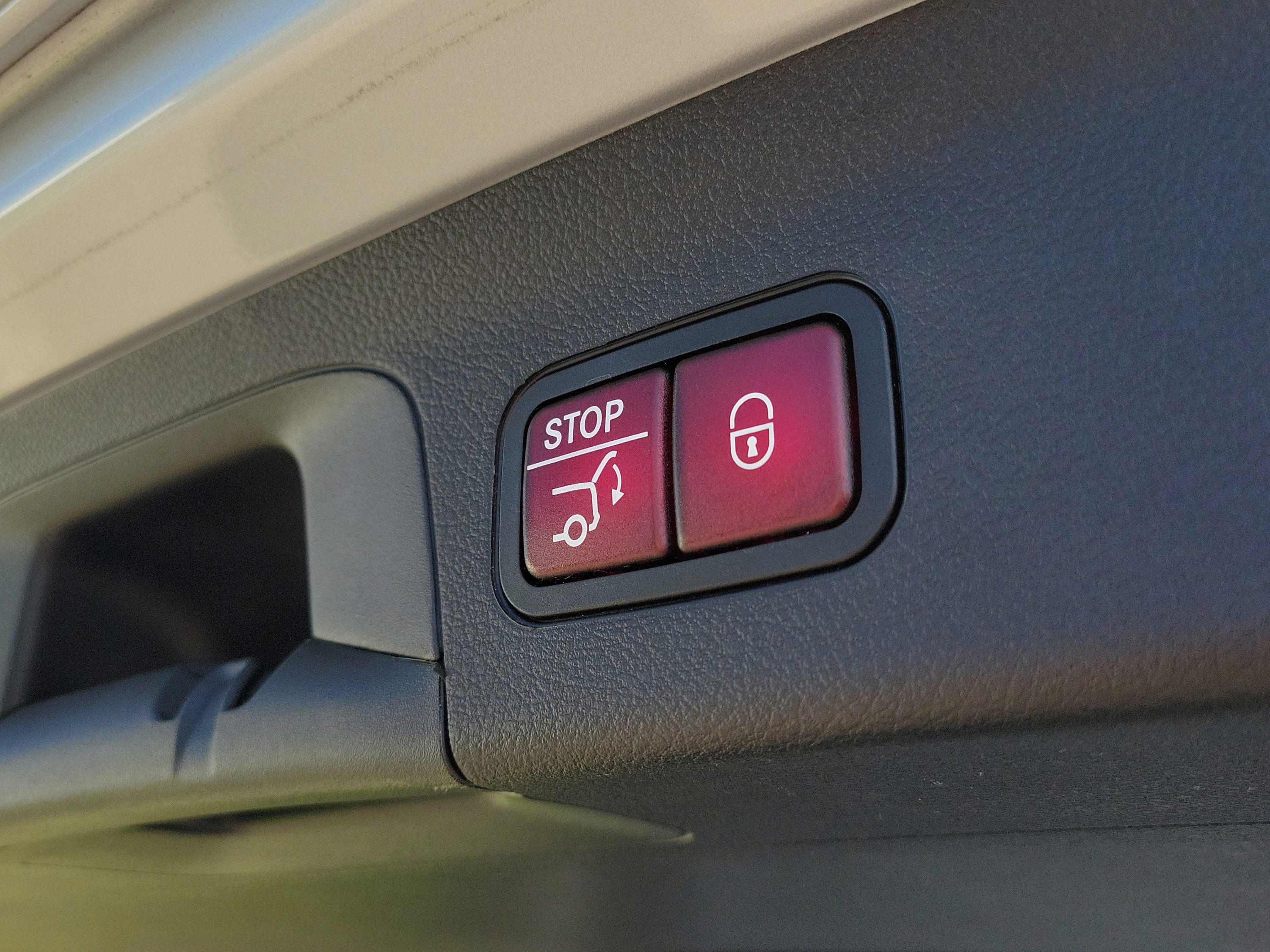 Certified 2021 Mercedes-Benz GLS 450 4MATIC image 6