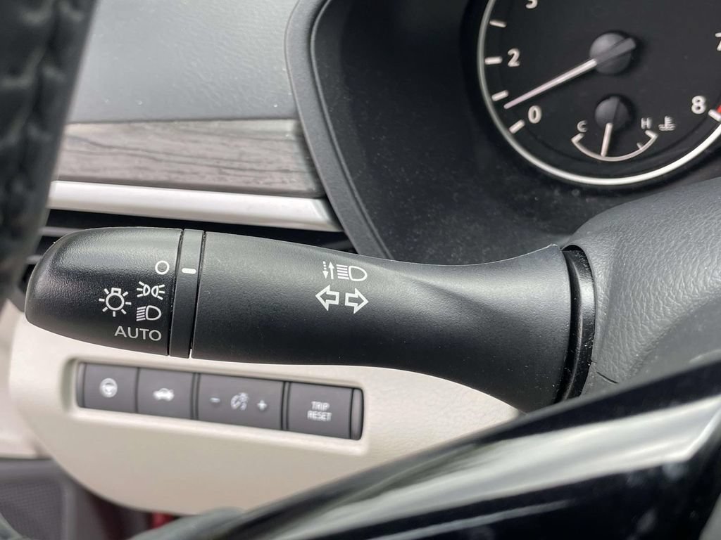 Used 2024 Nissan Altima 2.5 SL FWD image 30