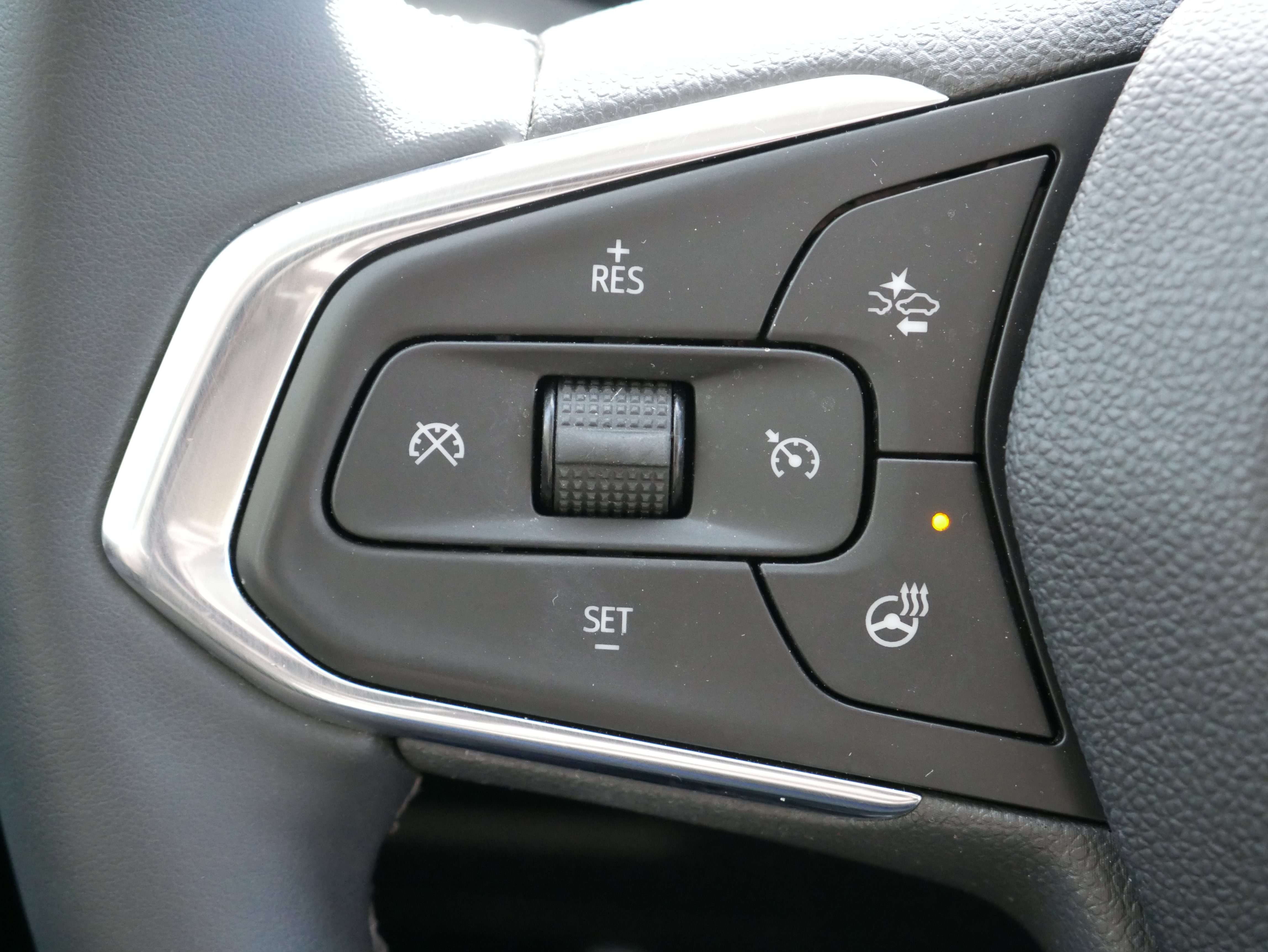 Certified 2024 Chevrolet TrailBlazer LT w/ Convenience Package image 23